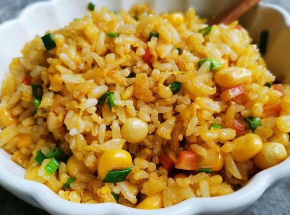 创业选择拼一碗蛋炒饭加盟利润率高(图2) image.png